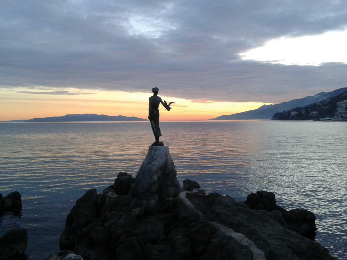 Josephine'S Garden Apartment Opatija Bagian luar foto